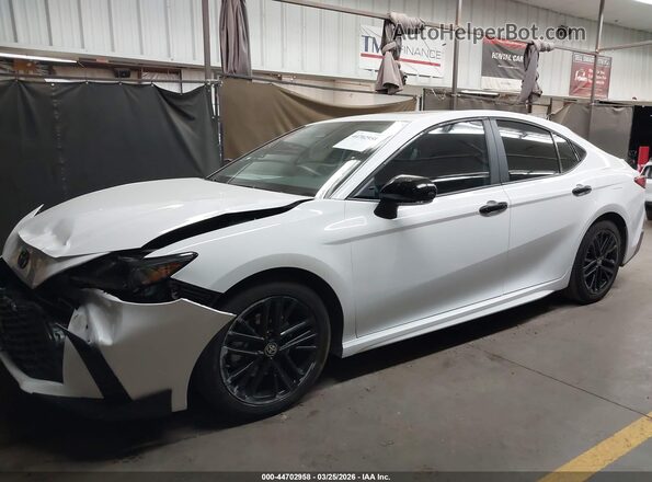 4T1DAACK8SU648176 2025 TOYOTA CAMRY White 