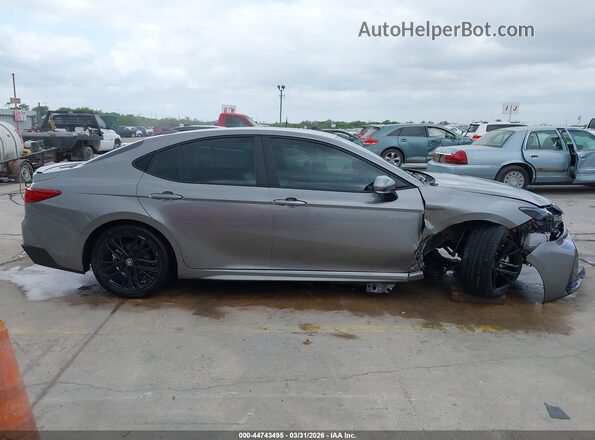 4T1DAACK9SU516320 2025 TOYOTA CAMRY Серый Вид задней части салона