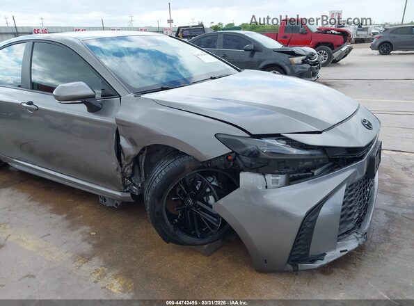 4T1DAACK9SU516320 2025 TOYOTA CAMRY Серый Вид спереди