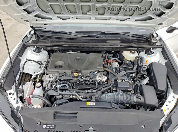 4T1DAACK9SU631256 2025 TOYOTA CAMRY White Widok wnętrza z tyłu