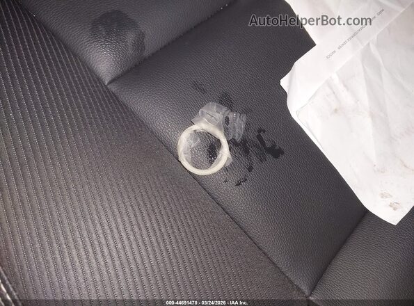 4T1DAACKXSU018532 2025 TOYOTA CAMRY White Widok z przodu