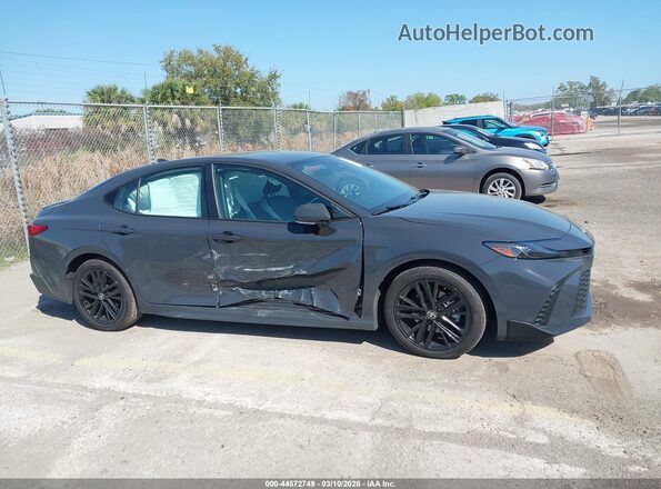 4T1DAACKXSU172545 2025 TOYOTA CAMRY Gray Սալոնի հետևի տեսք