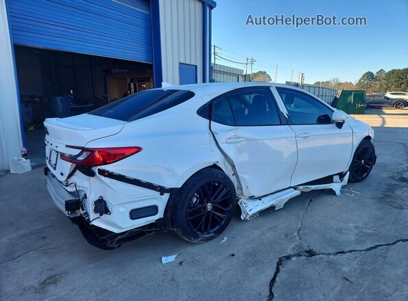 4T1DAACKXSU519579 2025 TOYOTA CAMRY Белый 