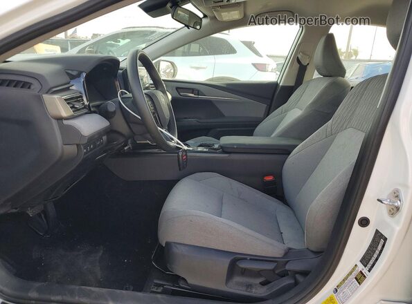 4T1DAACKXTU684291 2026 TOYOTA LE Белый 