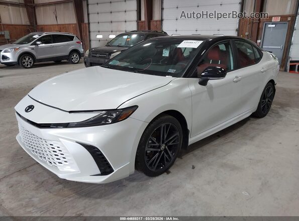 4T1DBADK7SU017494 2025 TOYOTA CAMRY White Front left
