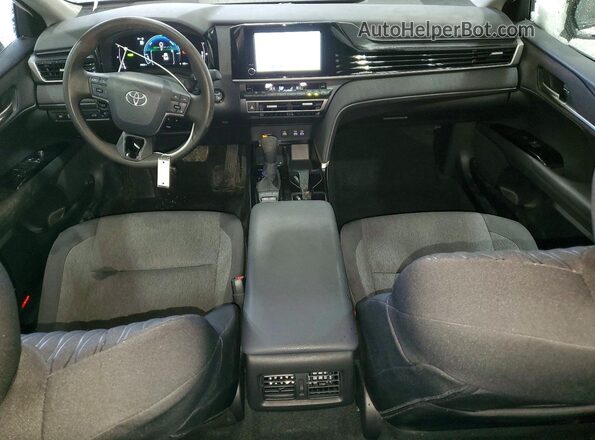 4T1DBADK9SU510769 2025 TOYOTA CAMRY White 