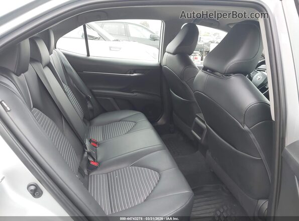 4T1G11AK4MU492575 2021 TOYOTA CAMRY Silver 