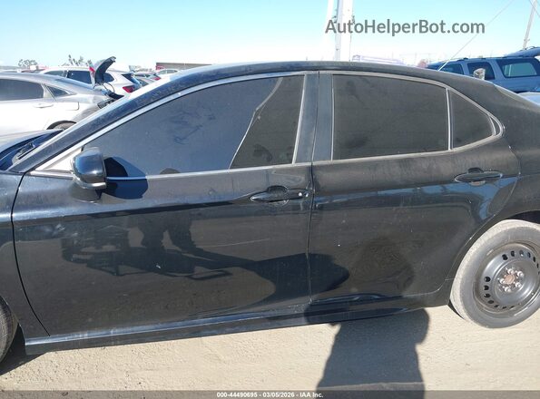 4T1G11AK7LU913574 2020 TOYOTA CAMRY Black Widok wnętrza 360 stopni