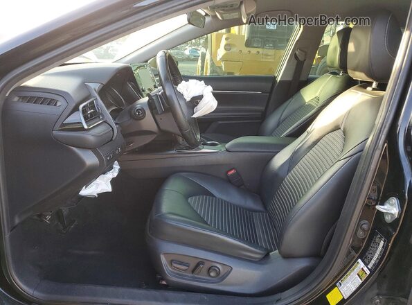 4T1G11AKXMU442599 2021 TOYOTA CAMRY Black Front interior view