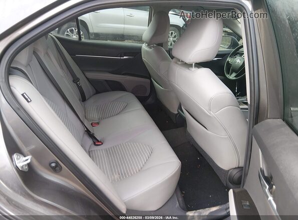 4T1G11BK2MU040946 2021 TOYOTA CAMRY Gray VIN sticker view