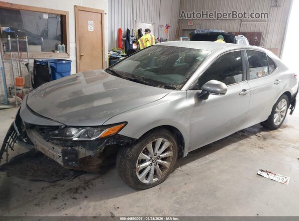 4T1L11AK0LU946897 2020 TOYOTA LE Gray Առջևի ձախ երեք քառորդ տեսարան
