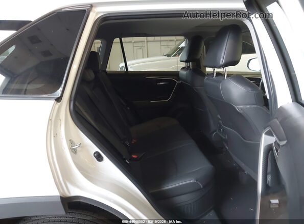 4T3B6RFV2PU115851 2023 TOYOTA LE Белый 