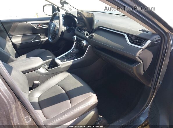 4T3B6RFV7PU108961 2023 TOYOTA LE Gray Vista interior delantera