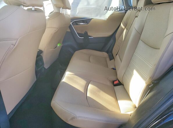 4T3D6RFV4NU076248 2022 TOYOTA LIMITED Black Widok wnętrza z tyłu