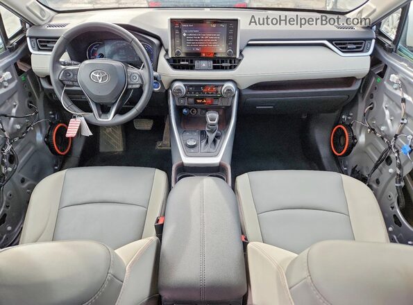 4T3D6RFV6MU018835 2021 TOYOTA LIMITED Silver Առջևի վահանակի տեսք