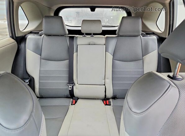 4T3D6RFV6MU050247 2021 TOYOTA LIMITED Gray Հետևի նստատեղերի տեսք