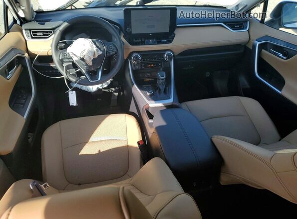 4T3D6RFV7PU139667 2023 TOYOTA LIMITED White Առջևի վահանակի տեսք