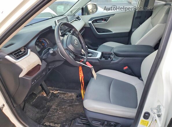 4T3D6RFVXMU008597 2021 TOYOTA LIMITED White Vista interior delantera