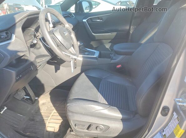 4T3E6RFV2NU103970 2022 TOYOTA RAV4 Silver Front interior view