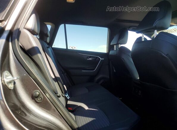 4T3E6RFV6MU060037 2021 TOYOTA RAV4 Gray Widok wnętrza z tyłu