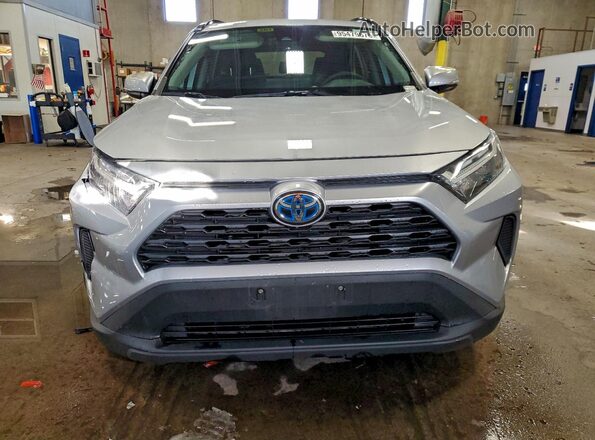 4T3RWRFV4NU064882 2022 TOYOTA RAV4 Silver Front view