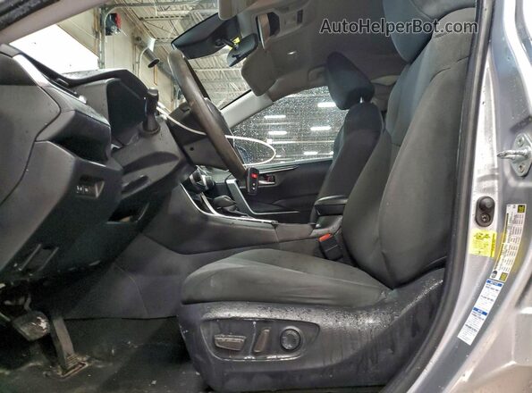 4T3RWRFV4NU064882 2022 TOYOTA RAV4 Silver Front interior view