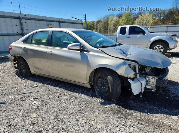 4T4BF1FK2GR571449 2016 TOYOTA LE Silver Delantero derecho