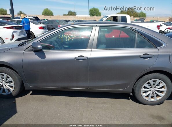 4T4BF1FK3GR569872 2016 TOYOTA LE Gray Vista interior de 360 grados