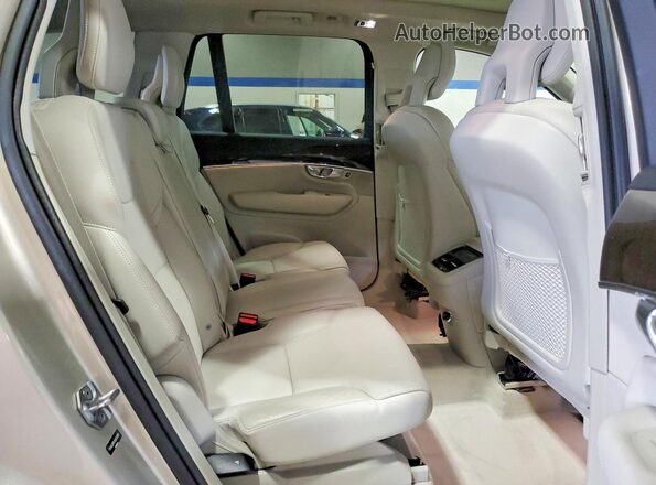 YV4A22PK5G1050069 2016 VOLVO XC90 Beige Vista del compartimento del motor