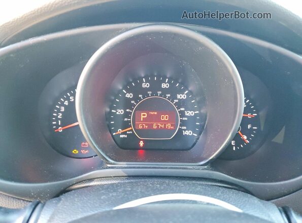 KNDJP3A5XK7690247 2019 KIA SOUL White 