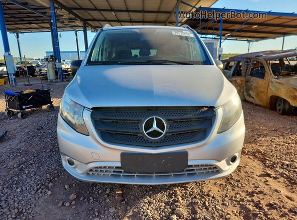 WD4PG2EE9G3091083 2016 MERCEDES-BENZ METRIS Серебряный Вид сзади