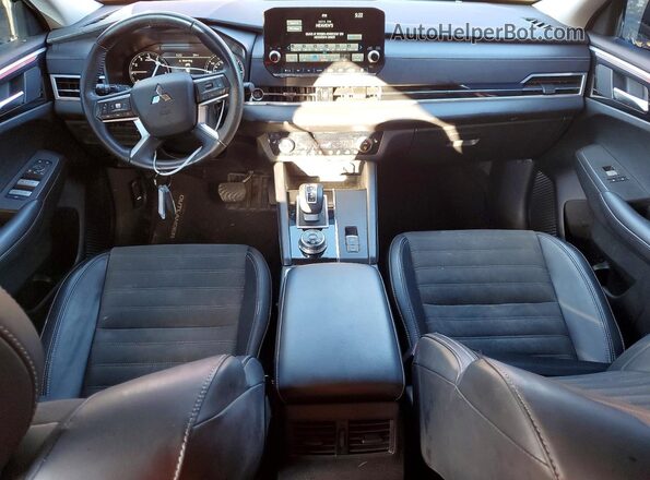JA4J4VA87RZ089983 2024 MITSUBISHI OUTLANDER Red 
