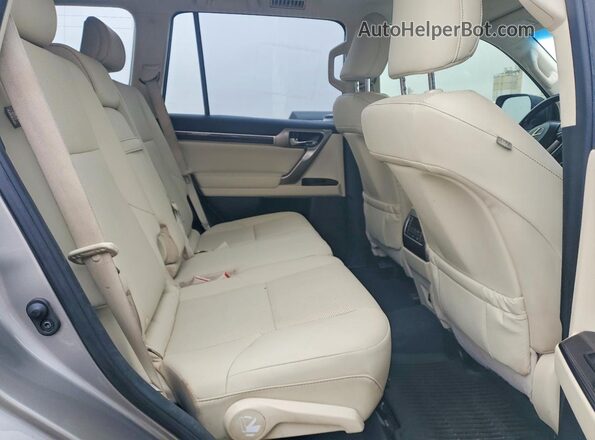 JTJAM7BX8L5247962 2020 LEXUS GX Silver Widok komory silnika