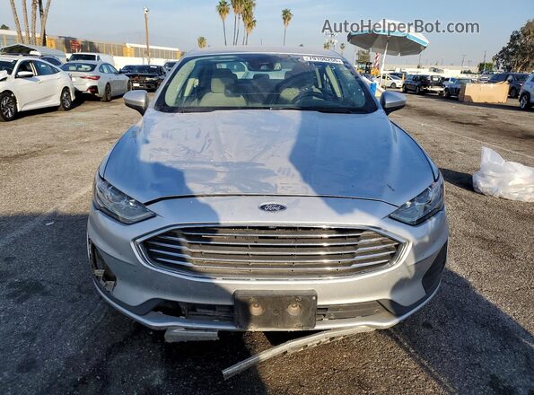 3FA6P0G70KR114002 2019 FORD FUSION Серебряный 