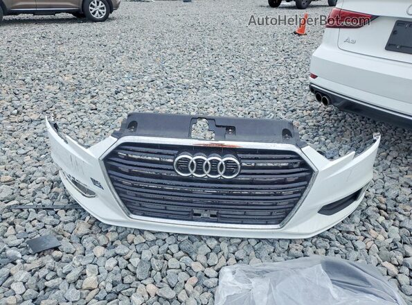 WAUAUGFF9J1088827 2018 AUDI OTHER White VIN კოდის სტიკერის ხედი