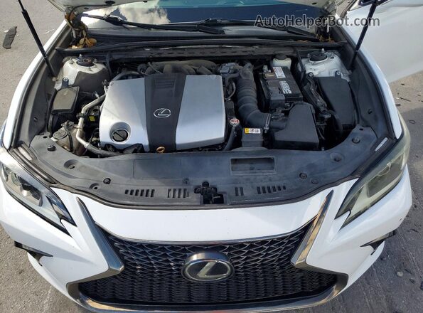58ABZ1B10KU026821 2019 LEXUS ES White 