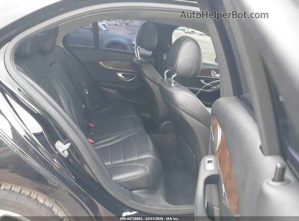 55SWF4JB0HU188675 2017 MERCEDES-BENZ C-CLASS Black Widok naklejki z numerem VIN