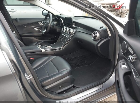 55SWF4JB1HU181332 2017 MERCEDES-BENZ C-CLASS Серый Вид салона спереди