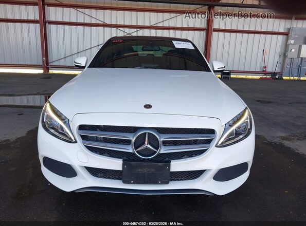 55SWF4JB2JU234996 2018 MERCEDES-BENZ C-CLASS White Front view