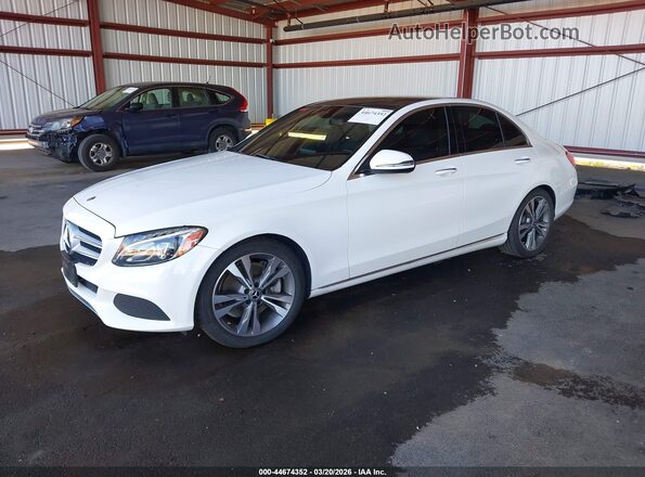 55SWF4JB2JU234996 2018 MERCEDES-BENZ C-CLASS White Front left