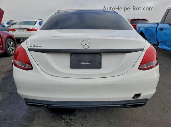 55SWF4JB5GU097318 2016 MERCEDES-BENZ C White Rear view