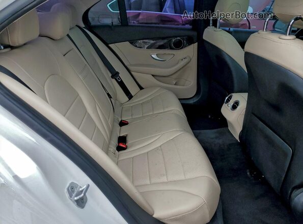55SWF4JB5GU097318 2016 MERCEDES-BENZ C White Rear seats view