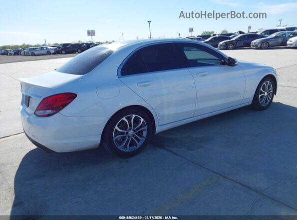 55SWF4JB7GU130304 2016 MERCEDES-BENZ C-CLASS Белый Задняя правая четверть