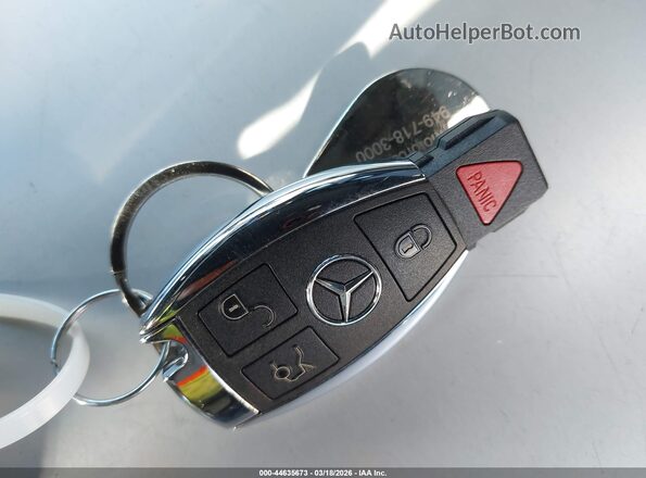 55SWF4JB9JU242268 2018 MERCEDES-BENZ C-CLASS White Вид панелі приладів