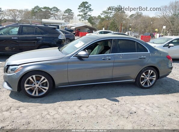 55SWF4JBXHU197044 2017 MERCEDES-BENZ C-CLASS Silver Vista interior trasera