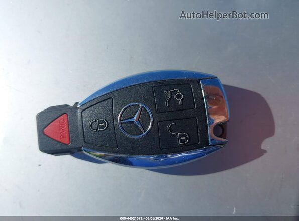 55SWF4JBXJU266420 2018 MERCEDES-BENZ C-CLASS Blue Widok deski rozdzielczej