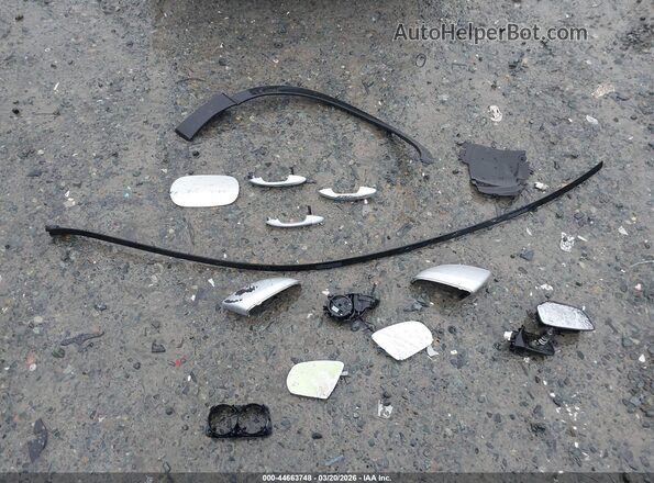 55SWF4KB0HU226162 2017 MERCEDES-BENZ C-CLASS Silver Vista del cuadro de instrumentos