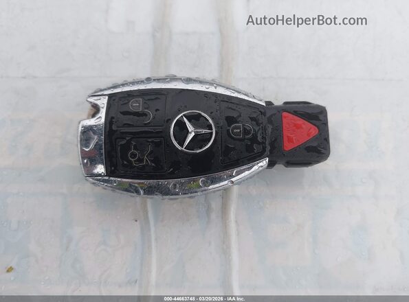 55SWF4KB0HU226162 2017 MERCEDES-BENZ C-CLASS Silver Vista del salpicadero