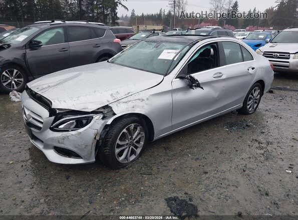 55SWF4KB0HU226162 2017 MERCEDES-BENZ C-CLASS Silver Vista tres cuartos delantera izquierda