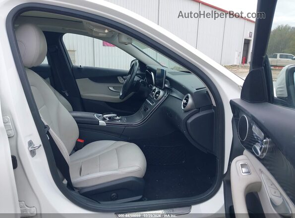 55SWF4KB1GU148506 2016 MERCEDES-BENZ C-CLASS White Front interior view